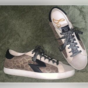 Sam Edelman Areson Sneaker